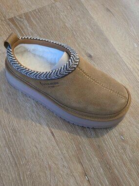 Koolaburra by UGG - Burree Platform Slipper